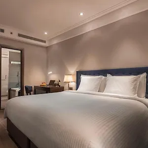 アパートホテル Luxury In Altara Building With Ocean View, ダナン市